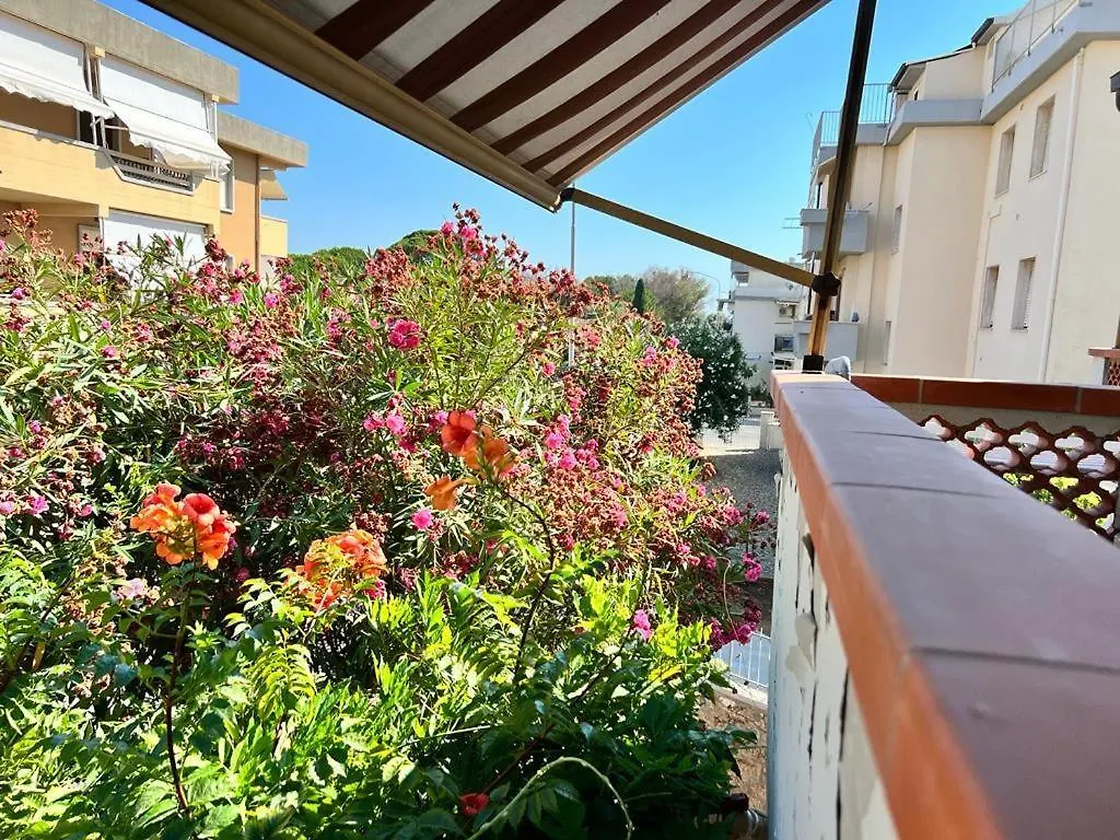 Follonica House Apartment Italy